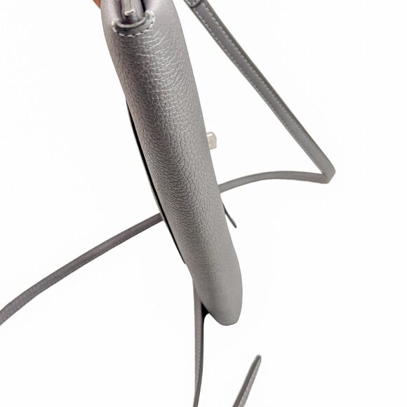 MCM Milla Silver Metallic Leather Crossbody Shoulder Bag Clutch - Picture 8 of 16